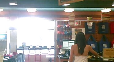 sex cosplay 18+ Cô gái được trao cho sex lồn hồng sức mạnh của Negritos và họ đụ cô.